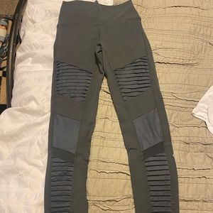 Alo moto leggings